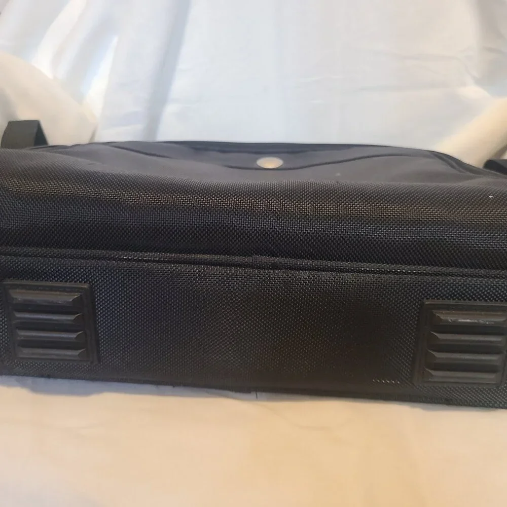 DELL. Laptop black briefcase
